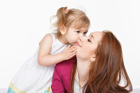 母亲节，美国奥司汀空气净化器与您一起用“芯”爱妈妈