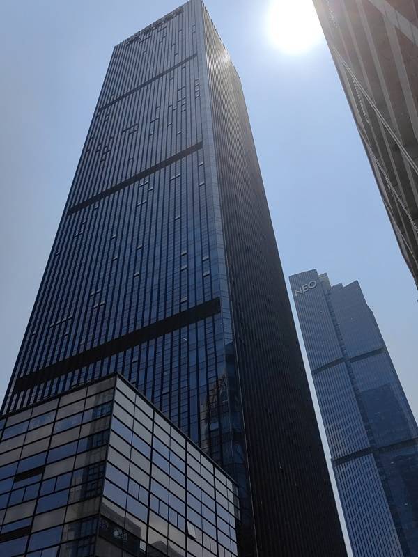 深圳东方港湾投资管理股份有限公司